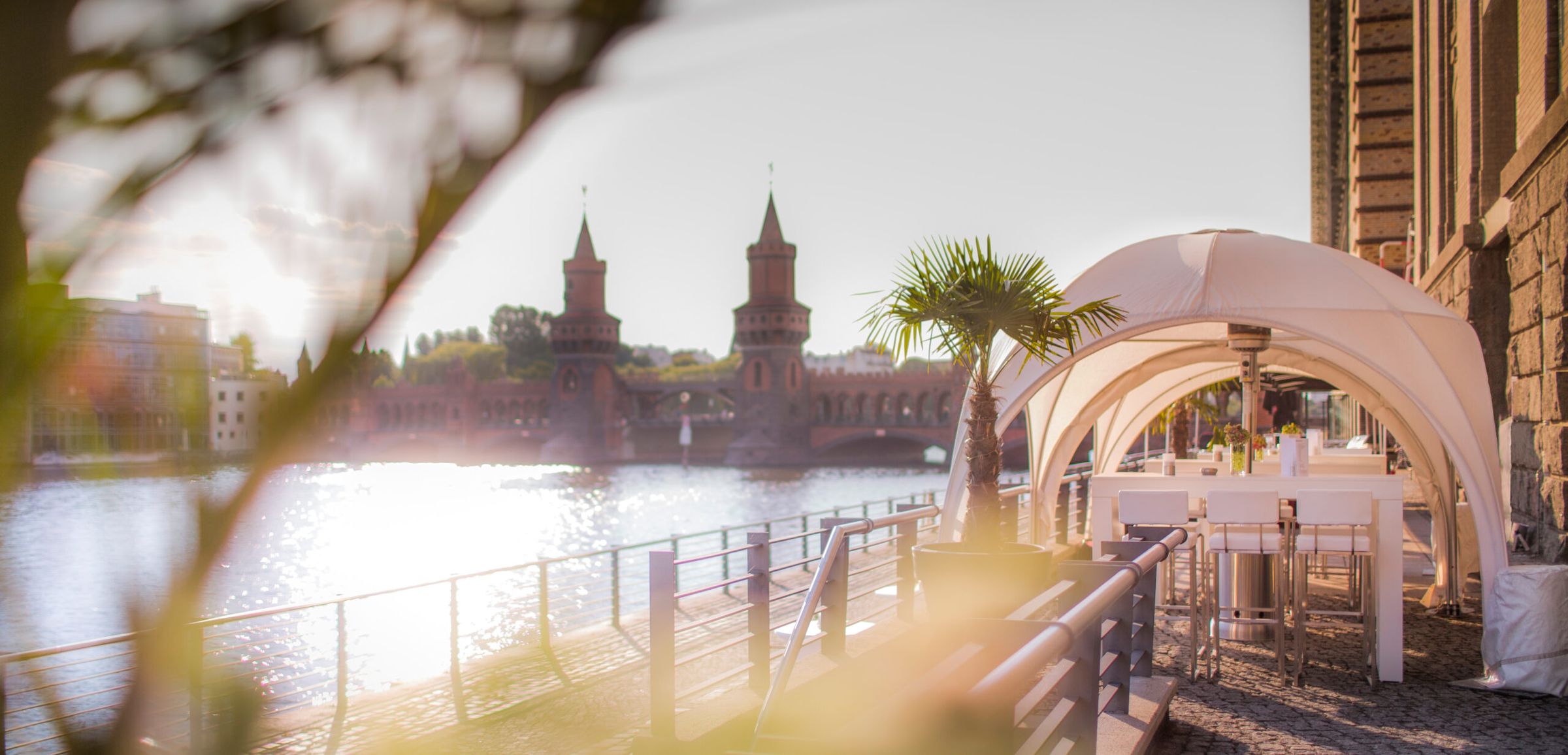 Waterside Spree terrace with views of Oberbaum Bridge